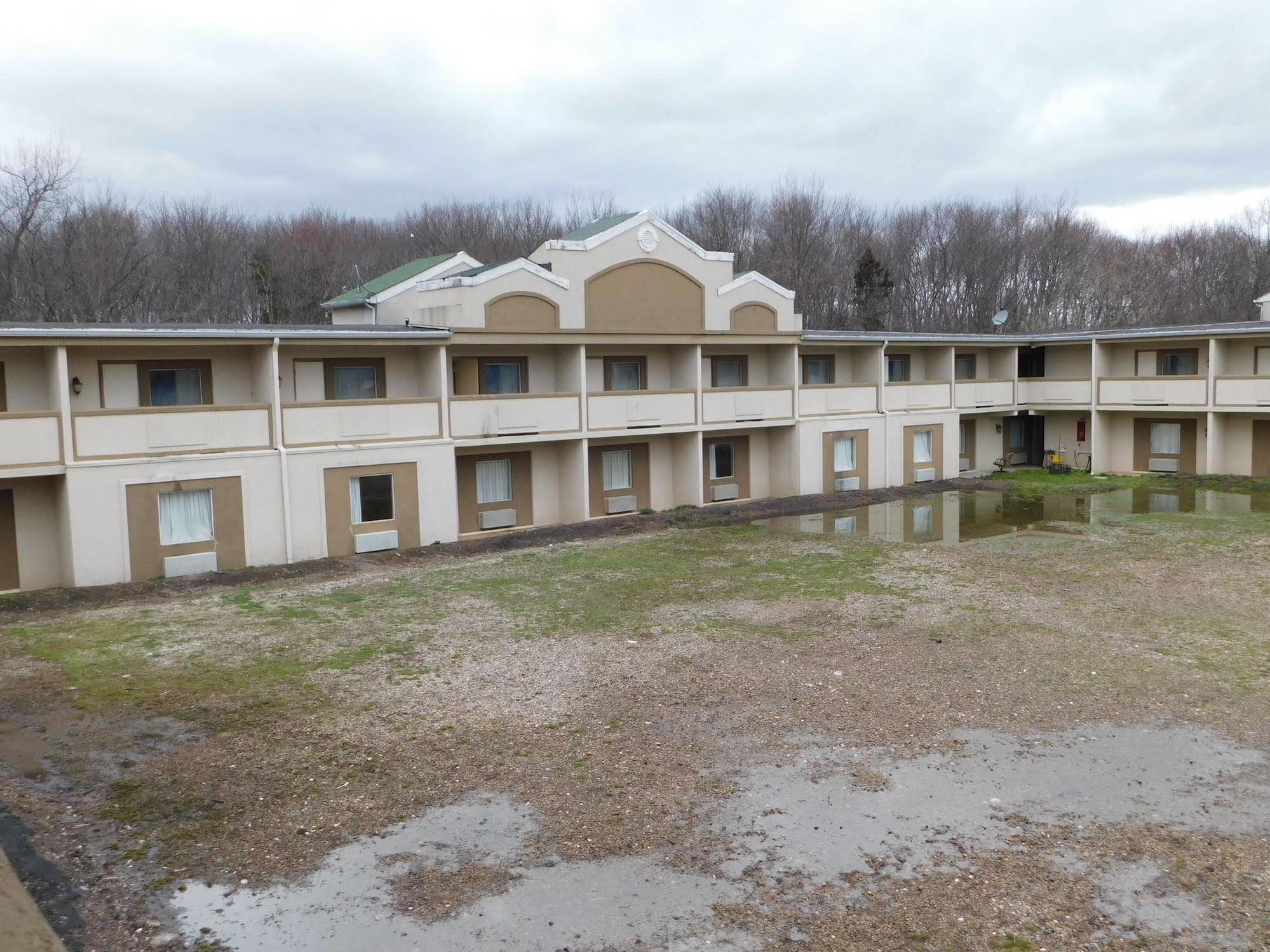 Hotel Vicenza Monmouth Junction Экстерьер фото